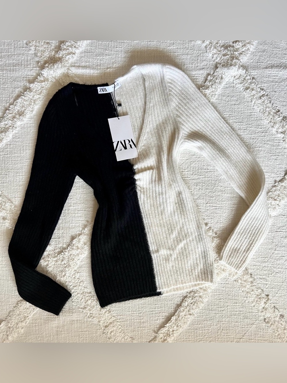 ZARA Black and White Split Ribbed Crewneck Sweater